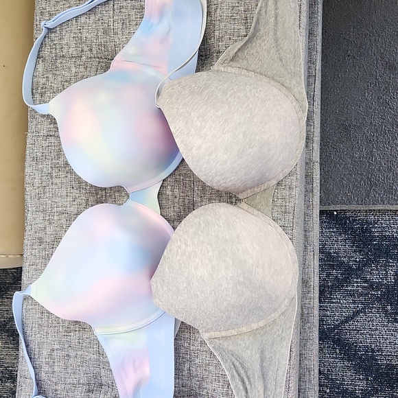 PINK Victoria's Secret Other - Victoria Secret Pink Everywhere push up bra. 40C. Grey and Tie Dye.